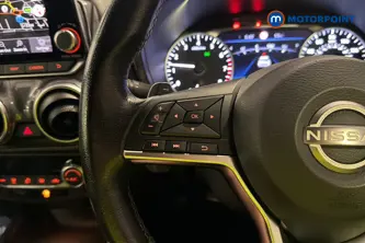 Nissan Juke N-Connecta Automatic Petrol SUV - Stock Number (1668618) - 4th supplementary image