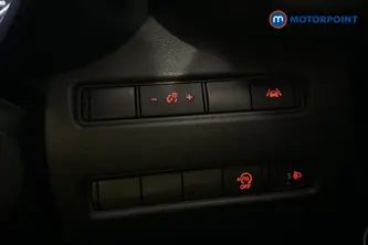 Nissan Juke N-Connecta Automatic Petrol SUV - Stock Number (1668618) - 11th supplementary image
