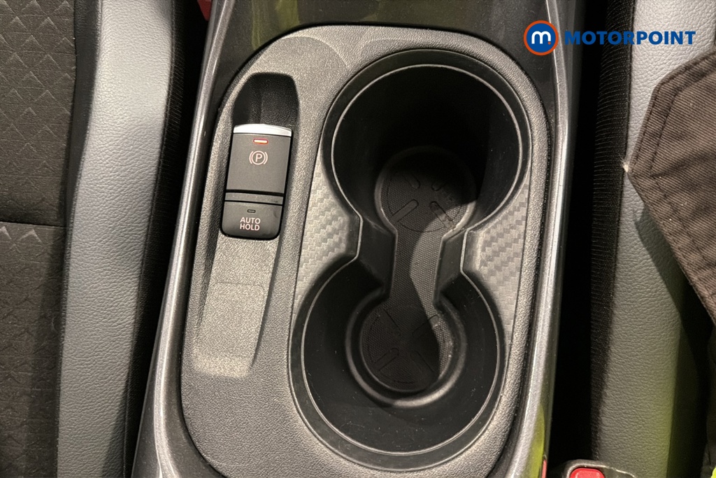 Nissan Juke N-Connecta Automatic Petrol SUV - Stock Number (1668618) - 16th supplementary image