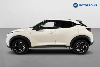 Nissan Juke N-Connecta Automatic Petrol SUV - Stock Number (1668618) - Drivers side
