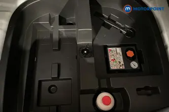 Nissan Juke N-Connecta Automatic Petrol SUV - Stock Number (1668618) - 33rd supplementary image