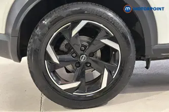Nissan Juke N-Connecta Automatic Petrol SUV - Stock Number (1668618) - 46th supplementary image