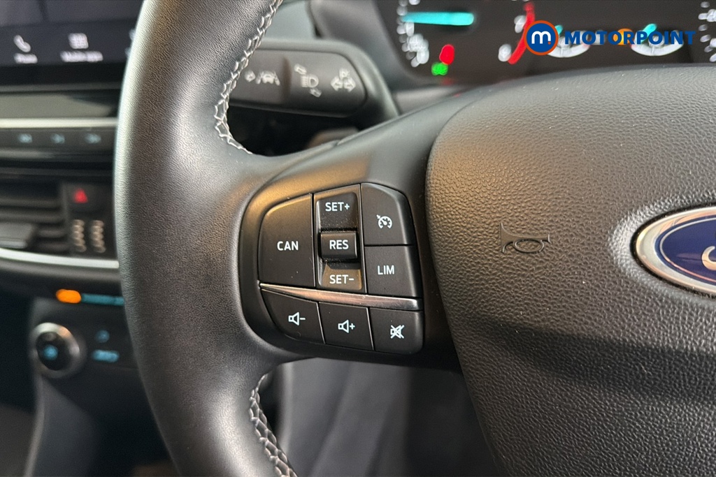 Ford Fiesta Titanium Manual Petrol Hatchback - Stock Number (1669176) - 4th supplementary image