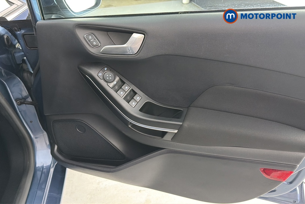 Ford Fiesta Titanium Manual Petrol Hatchback - Stock Number (1669176) - 18th supplementary image
