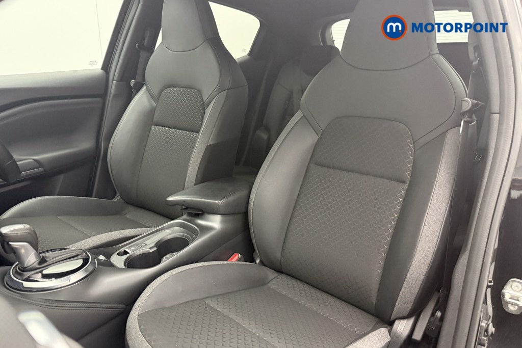 Nissan Juke N-Connecta Automatic Petrol SUV - Stock Number (1669303) - 3rd supplementary image
