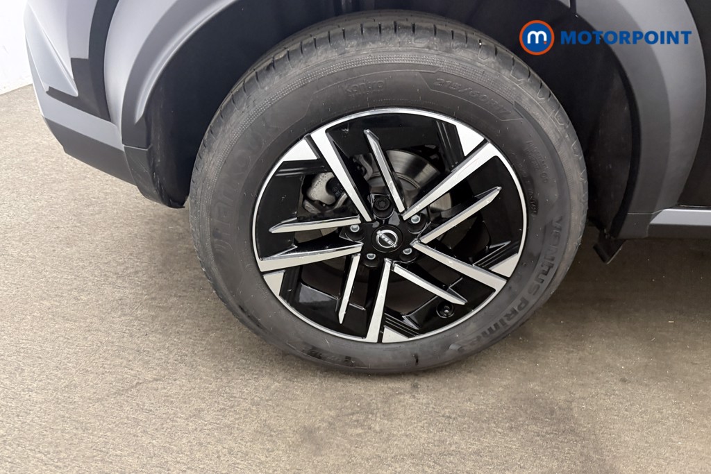 Nissan Juke N-Connecta Automatic Petrol SUV - Stock Number (1669303) - 23rd supplementary image