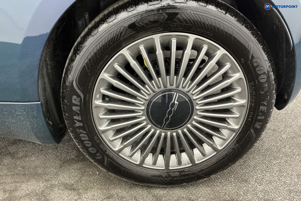 Fiat 500 87Kw 42Kwh 3Dr Auto Automatic Electric Hatchback - Stock Number (1669430) - 32nd supplementary image