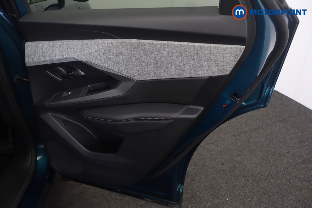 Peugeot 3008 GT Automatic Petrol SUV - Stock Number (1669639) - 22nd supplementary image