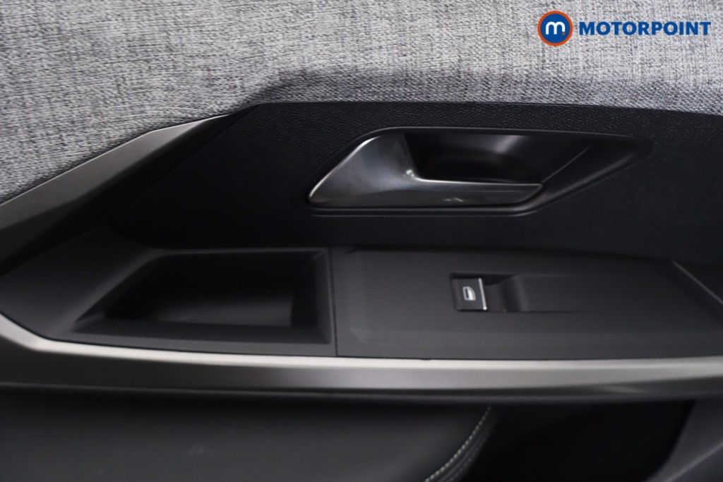 Peugeot 3008 GT Automatic Petrol SUV - Stock Number (1669639) - 38th supplementary image