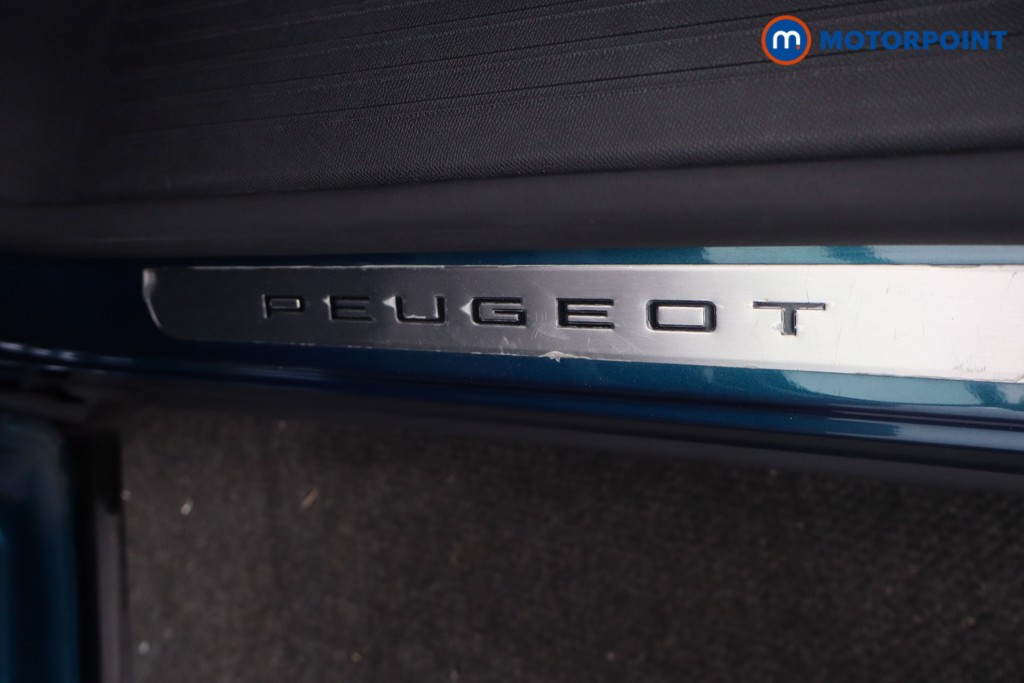 Peugeot 3008 GT Automatic Petrol SUV - Stock Number (1669639) - 39th supplementary image