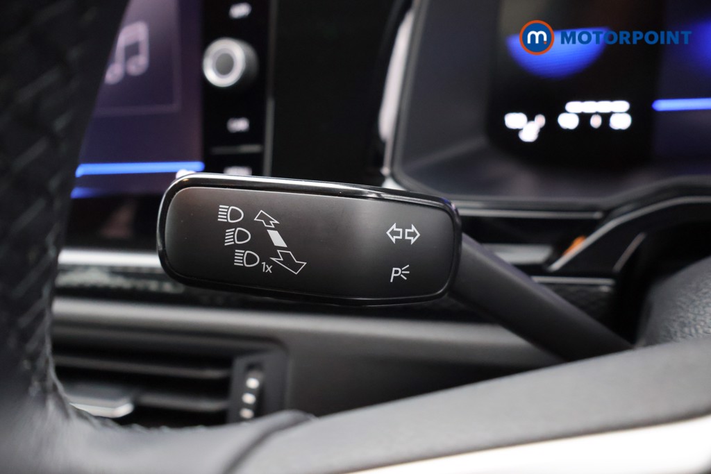 Volkswagen Polo Life Manual Petrol Hatchback - Stock Number (1669983) - 5th supplementary image