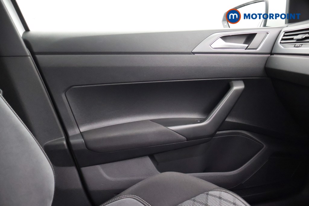 Volkswagen Polo R-Line Automatic Petrol Hatchback - Stock Number (1670143) - 16th supplementary image