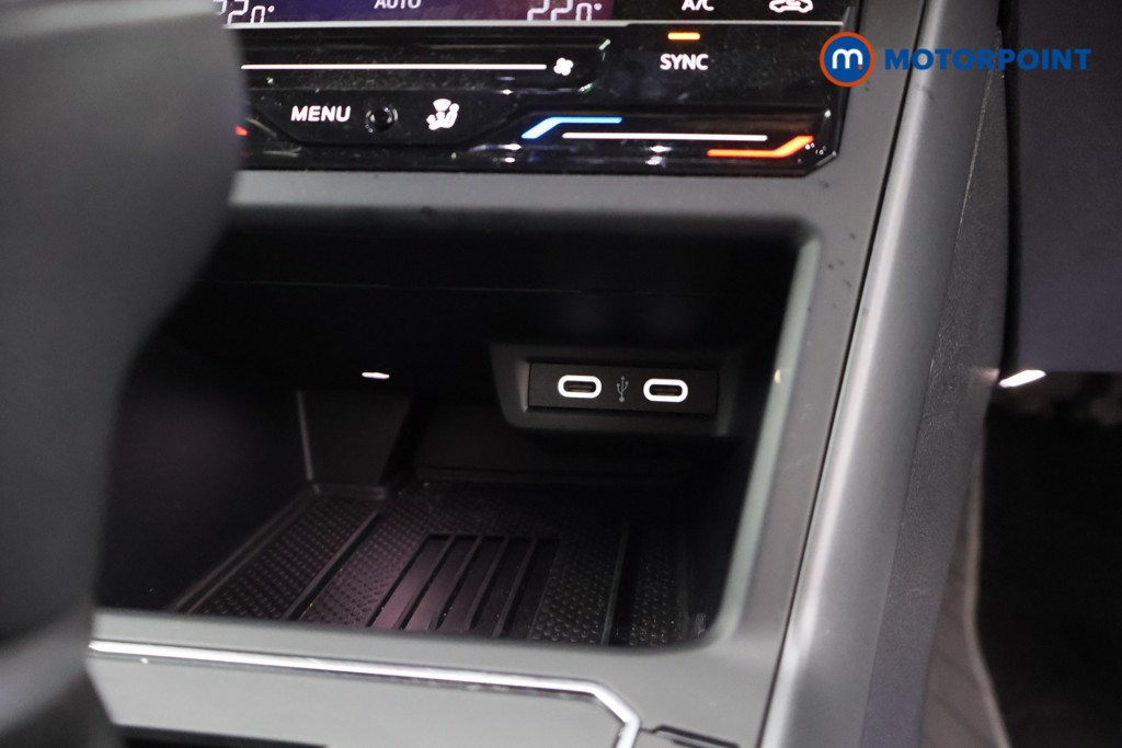 Volkswagen Polo R-Line Automatic Petrol Hatchback - Stock Number (1670143) - 17th supplementary image