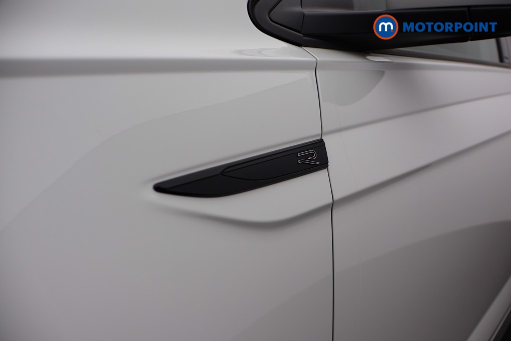 Volkswagen Polo R-Line Automatic Petrol Hatchback - Stock Number (1670143) - 32nd supplementary image