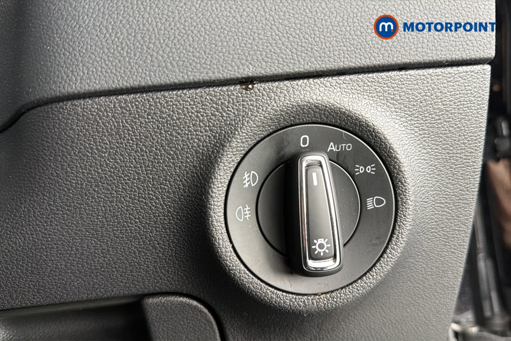 Skoda Karoq Se L Manual Petrol SUV - Stock Number (1670417) - 11th supplementary image