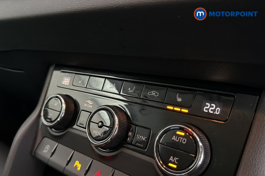 Skoda Karoq Se L Manual Petrol SUV - Stock Number (1670417) - 14th supplementary image