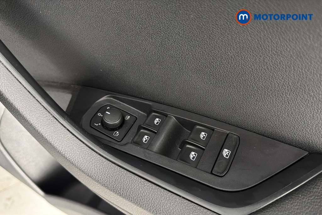 Skoda Karoq Se L Manual Petrol SUV - Stock Number (1670417) - 19th supplementary image