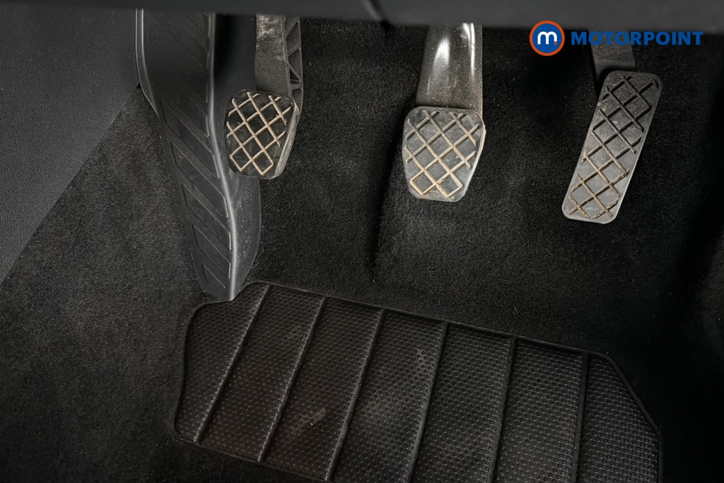 Skoda Karoq Se L Manual Petrol SUV - Stock Number (1670417) - 24th supplementary image