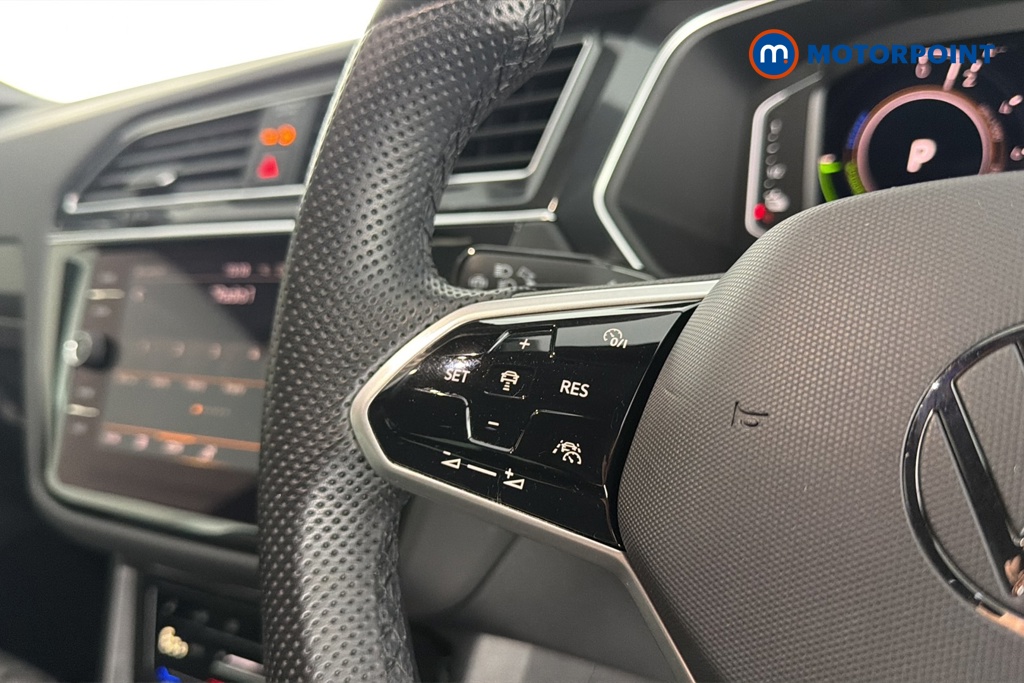 Volkswagen Tiguan R-Line Automatic Petrol Plug-In Hybrid SUV - Stock Number (1670706) - 4th supplementary image