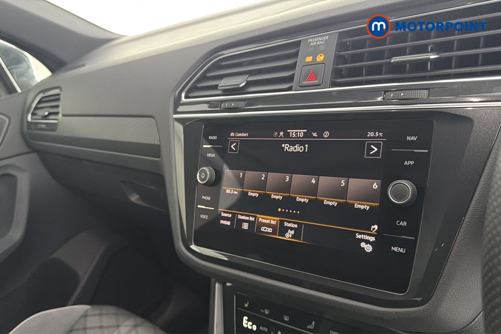 Volkswagen Tiguan R-Line Automatic Petrol Plug-In Hybrid SUV - Stock Number (1670706) - 8th supplementary image
