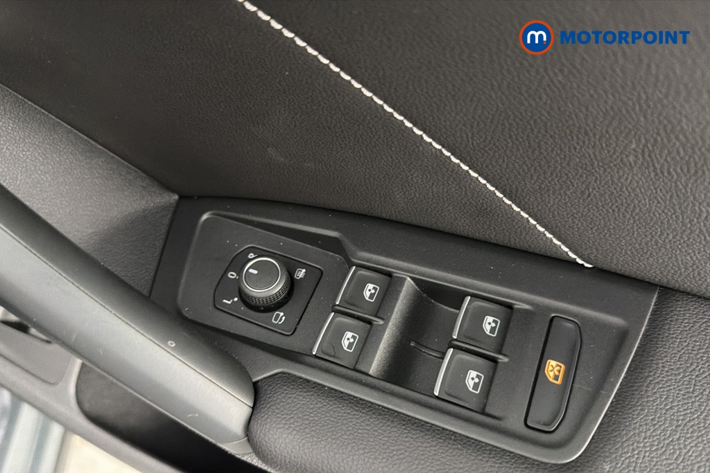 Volkswagen Tiguan R-Line Automatic Petrol Plug-In Hybrid SUV - Stock Number (1670706) - 19th supplementary image