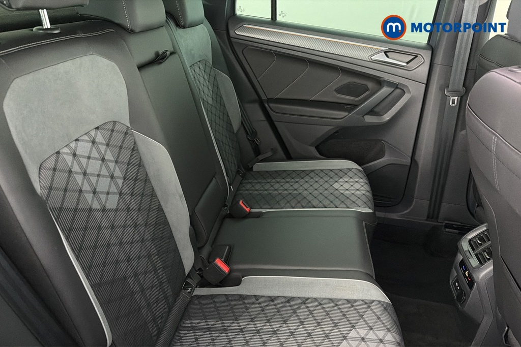 Volkswagen Tiguan R-Line Automatic Petrol Plug-In Hybrid SUV - Stock Number (1670706) - 25th supplementary image