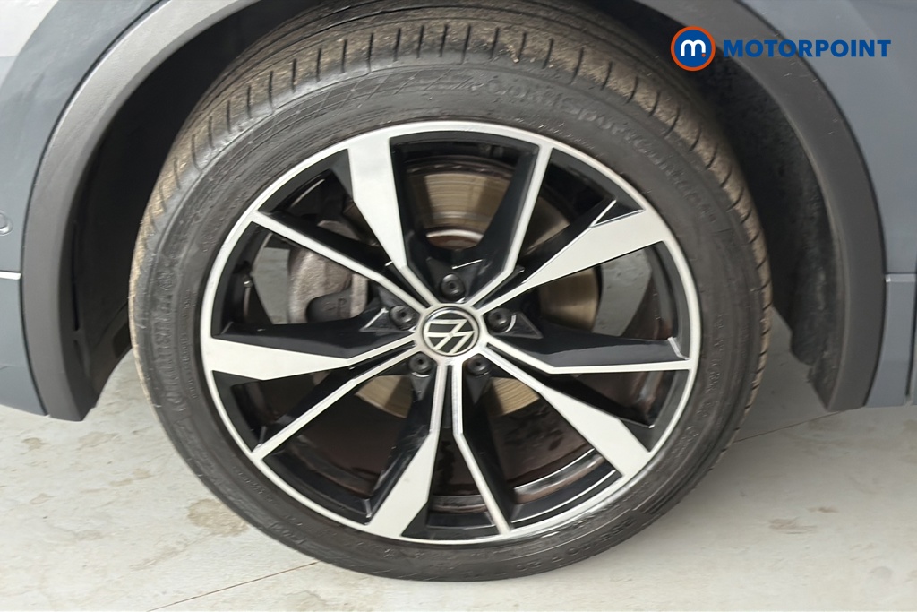 Volkswagen Tiguan R-Line Automatic Petrol Plug-In Hybrid SUV - Stock Number (1670706) - 44th supplementary image