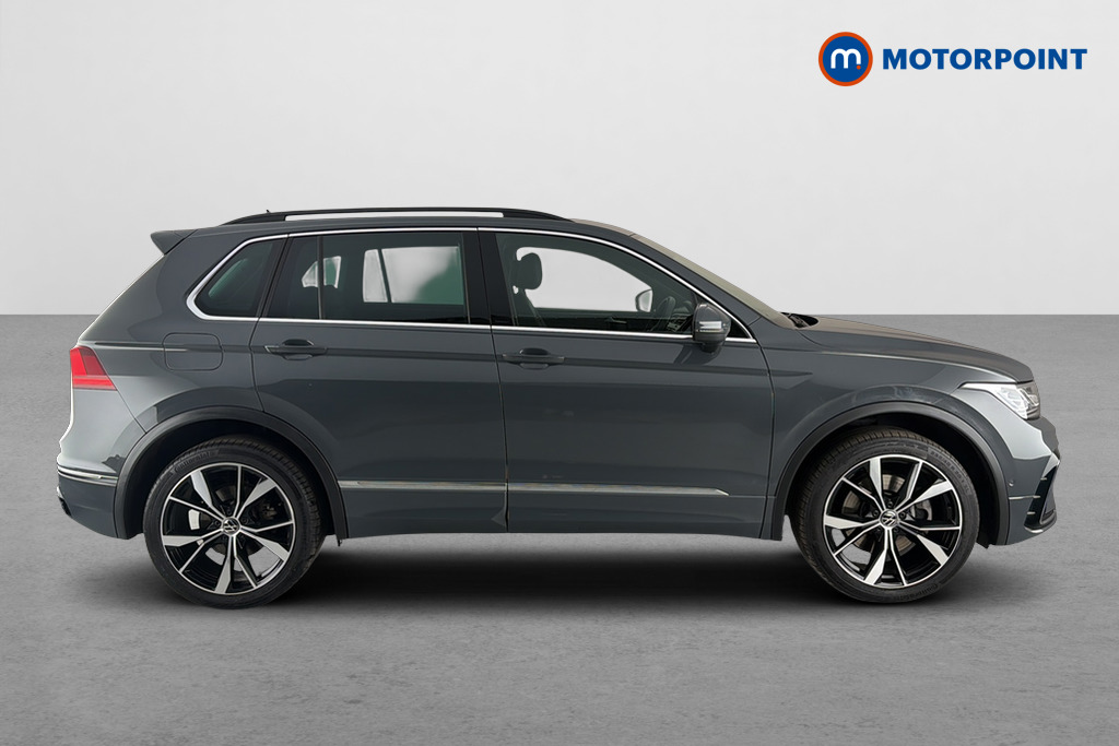 Volkswagen Tiguan R-Line Automatic Petrol Plug-In Hybrid SUV - Stock Number (1670706) - Passenger side