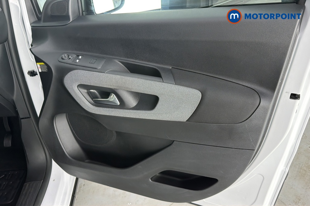 Peugeot Rifter Allure Automatic Electric People Carrier - Stock Number (1670732) - 18th supplementary image