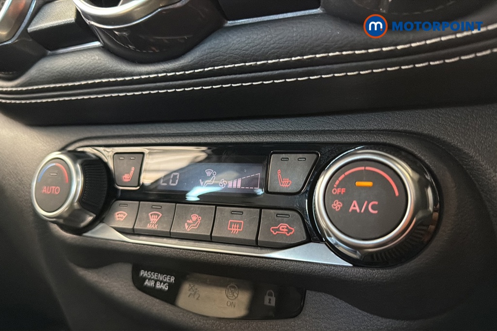 Nissan Juke Tekna Manual Petrol SUV - Stock Number (1670747) - 14th supplementary image