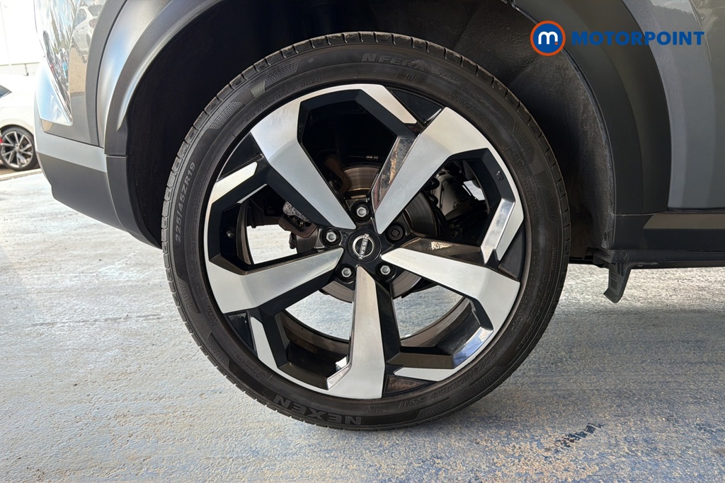 Nissan Juke Tekna Manual Petrol SUV - Stock Number (1670747) - 46th supplementary image