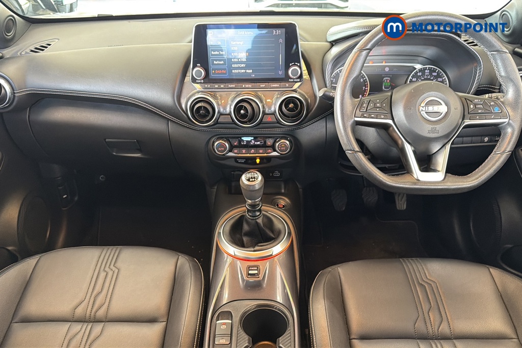 Nissan Juke Tekna Manual Petrol SUV - Stock Number (1670747) - 1st supplementary image