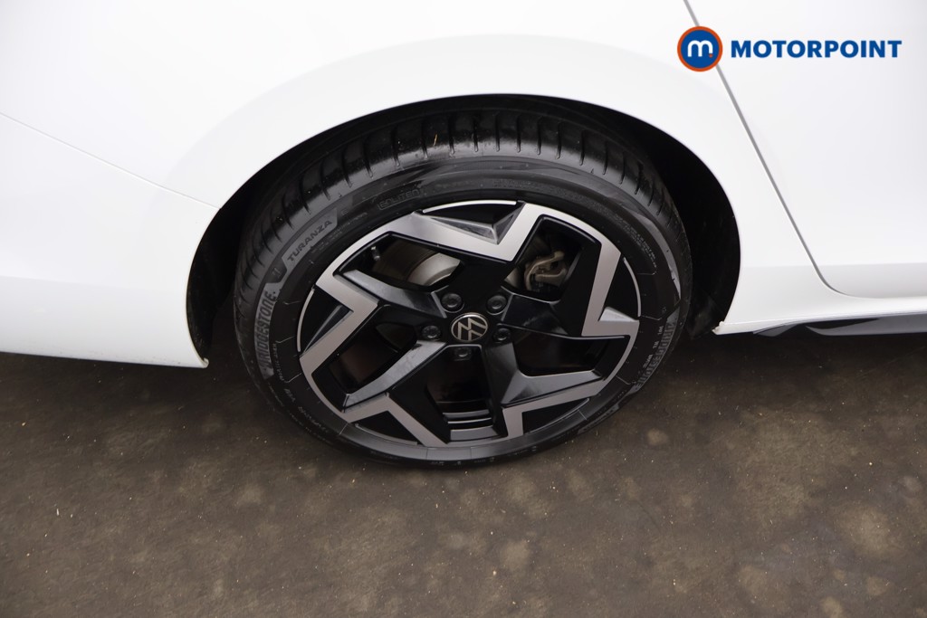 Volkswagen Passat R-Line Automatic Petrol Plug-In Hybrid Estate - Stock Number (1670947) - 3rd supplementary image