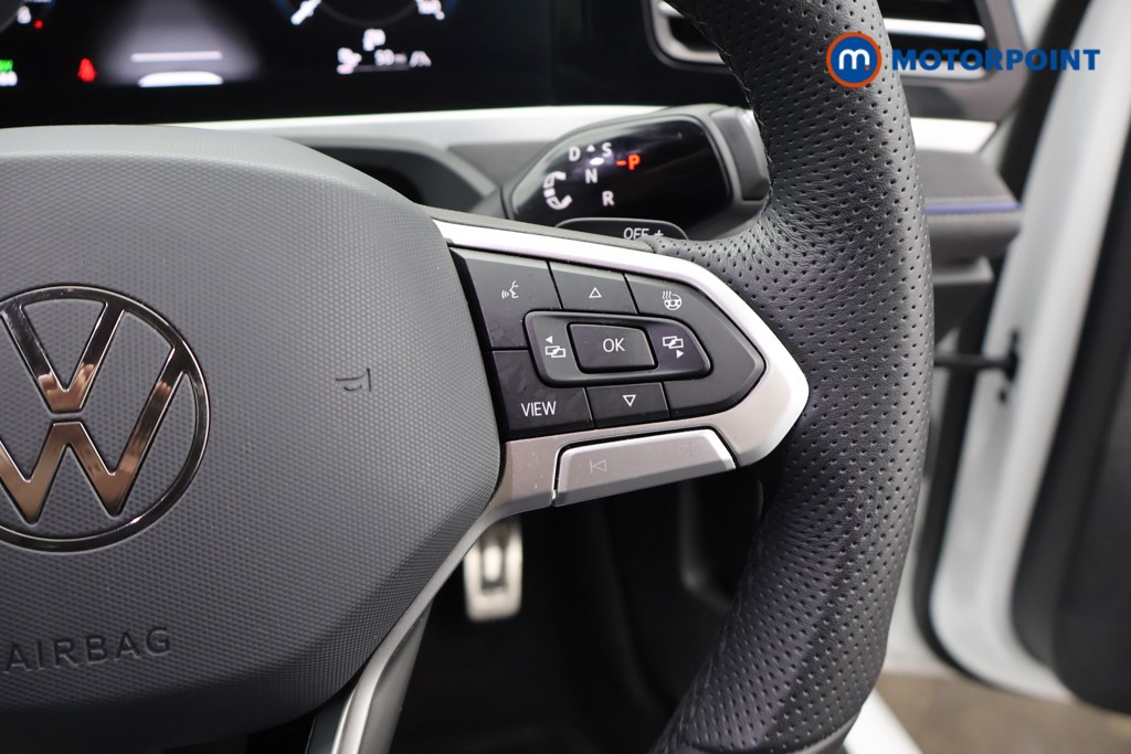 Volkswagen Passat R-Line Automatic Petrol Plug-In Hybrid Estate - Stock Number (1670947) - 7th supplementary image