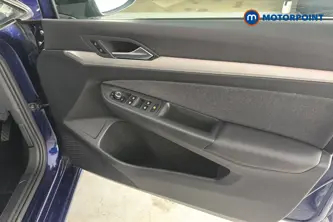 Volkswagen Golf Life Automatic Diesel Hatchback - Stock Number (1671176) - 18th supplementary image