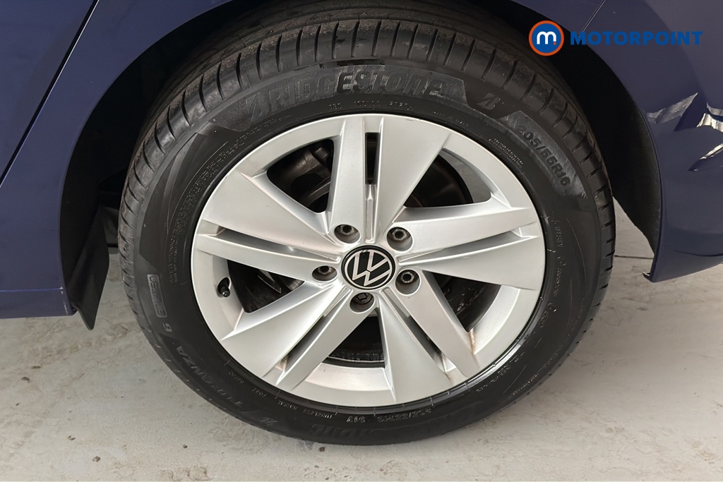 Volkswagen Golf Life Automatic Diesel Hatchback - Stock Number (1671176) - 45th supplementary image