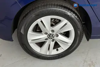 Volkswagen Golf Life Automatic Diesel Hatchback - Stock Number (1671176) - 46th supplementary image