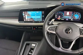 Volkswagen Golf Life Automatic Diesel Hatchback - Stock Number (1671176) - 1st supplementary image