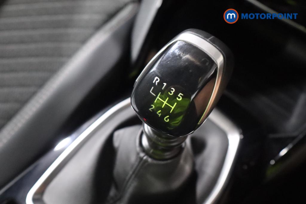 Peugeot 2008 Allure Manual Petrol SUV - Stock Number (1671271) - 8th supplementary image