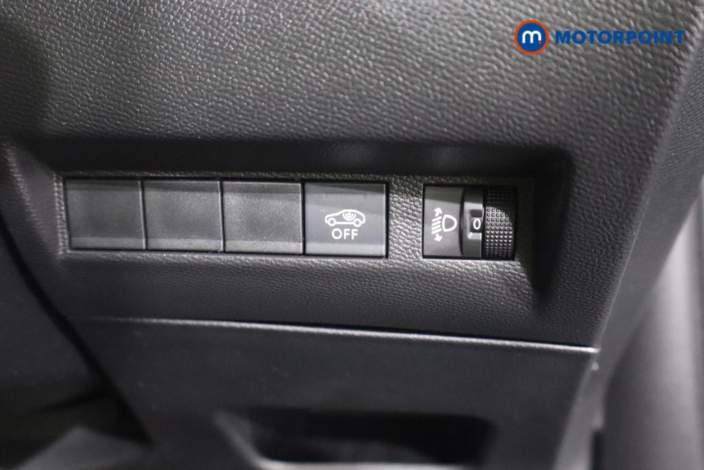 Peugeot 2008 Allure Manual Petrol SUV - Stock Number (1671271) - 12th supplementary image