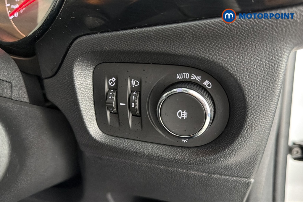 Vauxhall Corsa Design Manual Petrol Hatchback - Stock Number (1671735) - 11th supplementary image