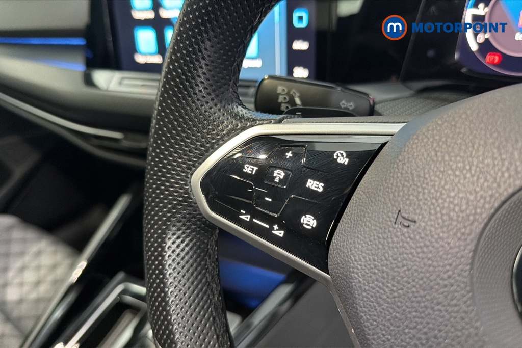 Volkswagen Golf R-Line Automatic Diesel Estate - Stock Number (1671742) - 4th supplementary image