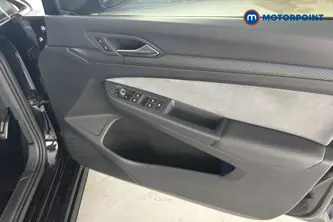 Volkswagen Golf R-Line Automatic Diesel Estate - Stock Number (1671742) - 18th supplementary image