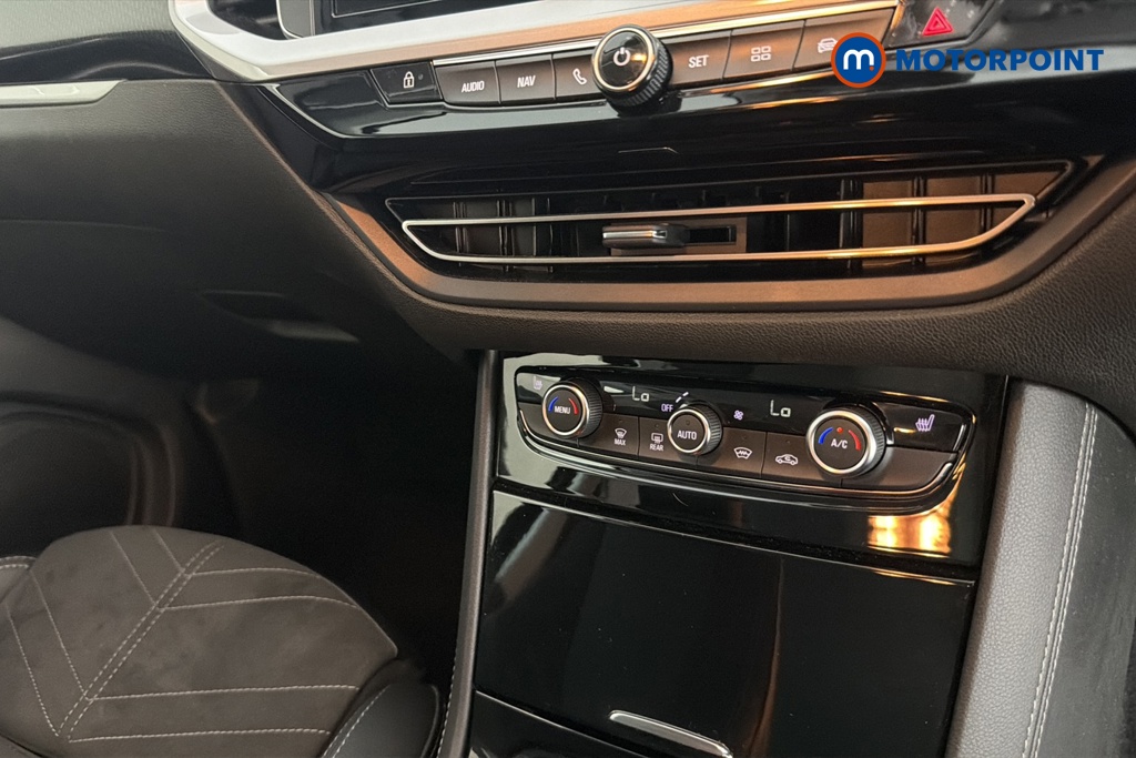 Vauxhall Grandland Ultimate Automatic Petrol SUV - Stock Number (1671788) - 12th supplementary image