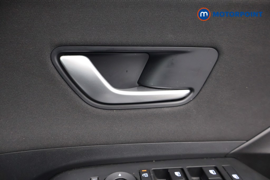 Hyundai Kona Advance Automatic Petrol-Electric Hybrid SUV - Stock Number (1672170) - 9th supplementary image