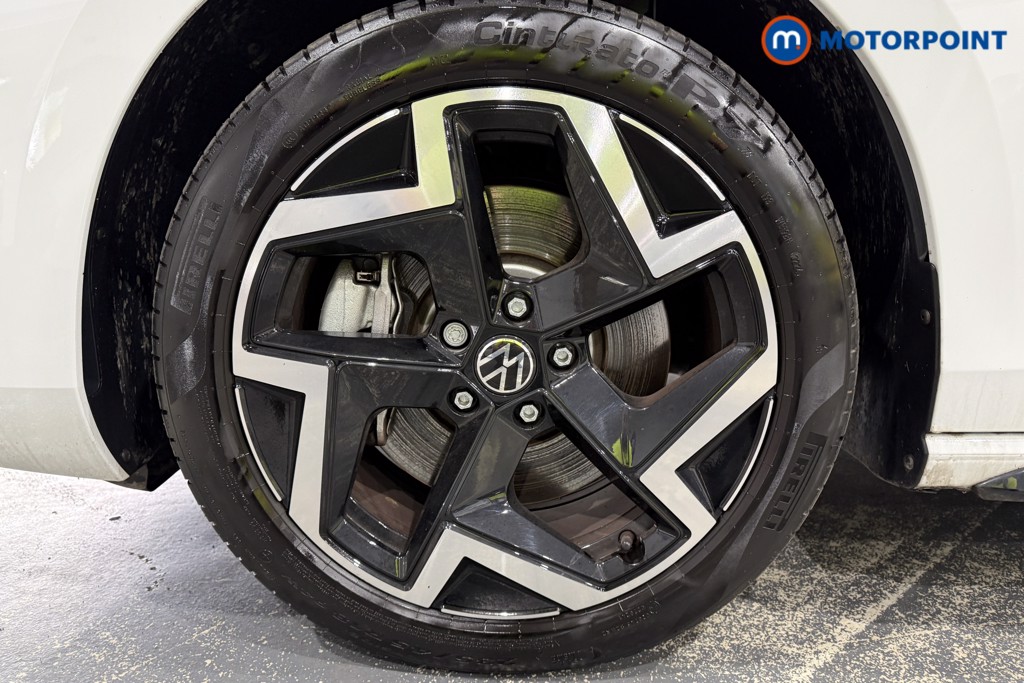 Volkswagen Passat R-Line Automatic Petrol Plug-In Hybrid Estate - Stock Number (1672182) - 27th supplementary image
