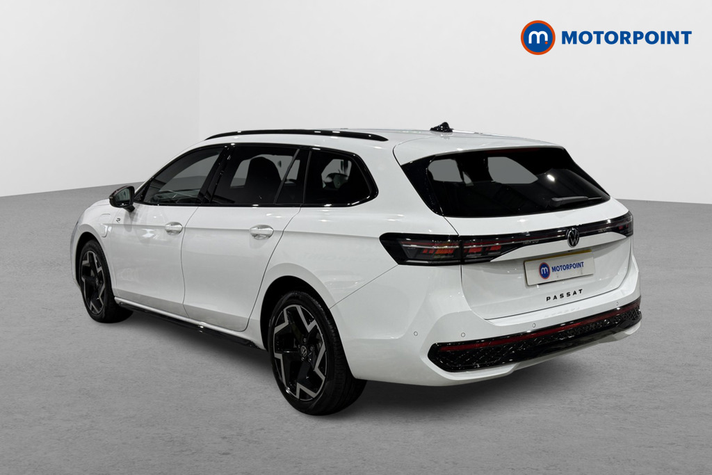 Volkswagen Passat R-Line Automatic Petrol Plug-In Hybrid Estate - Stock Number (1672182) - Passenger side rear corner