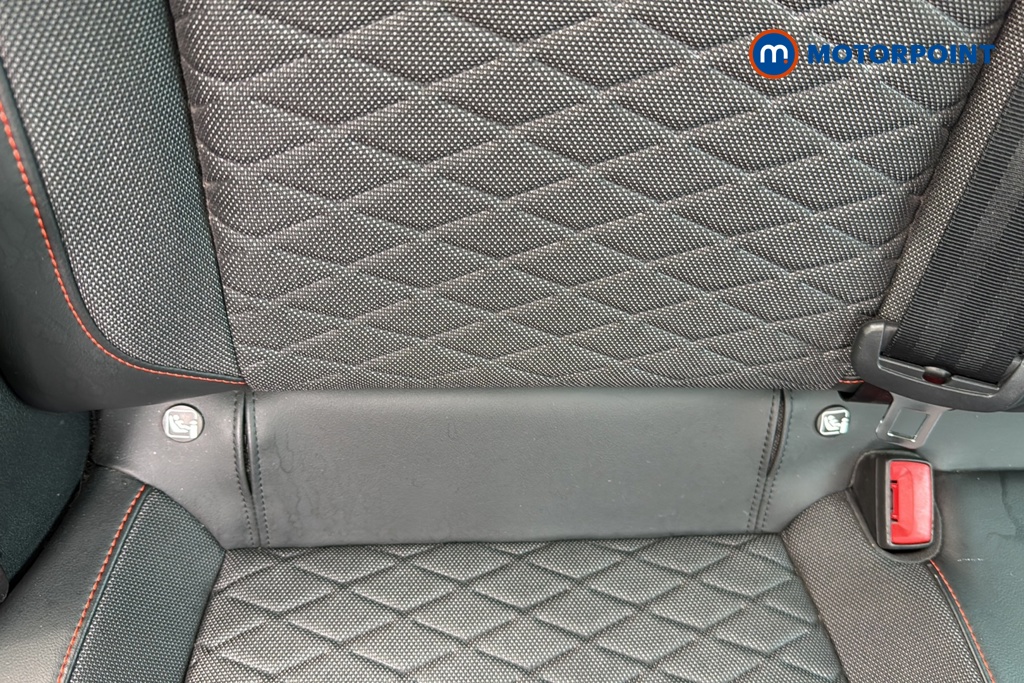 Seat Leon FR Manual Petrol Estate - Stock Number (1672244) - 27th supplementary image