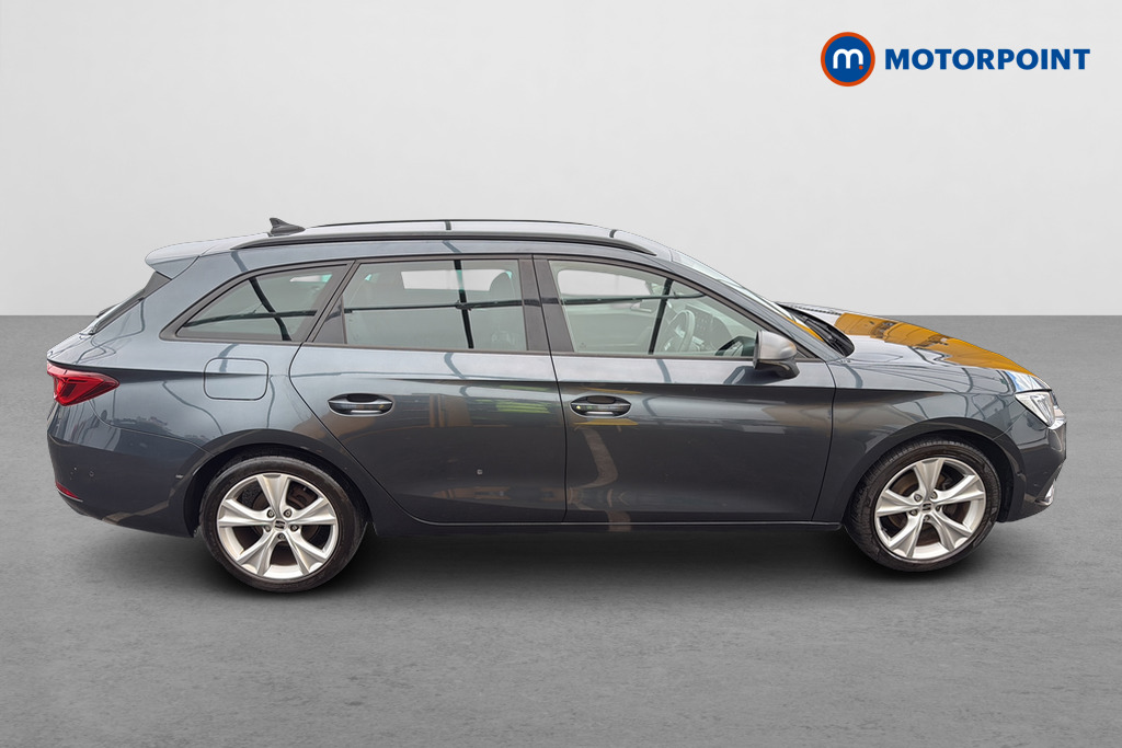 Seat Leon FR Manual Petrol Estate - Stock Number (1672244) - Passenger side