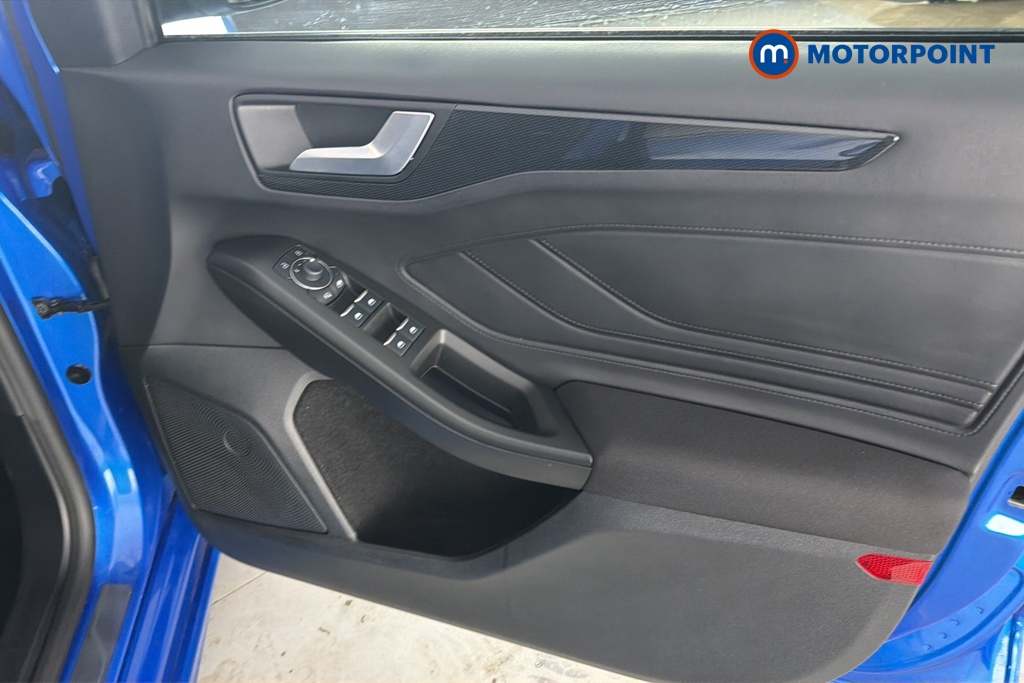 Ford Focus St-Line X Automatic Petrol Estate - Stock Number (1672305) - 18th supplementary image